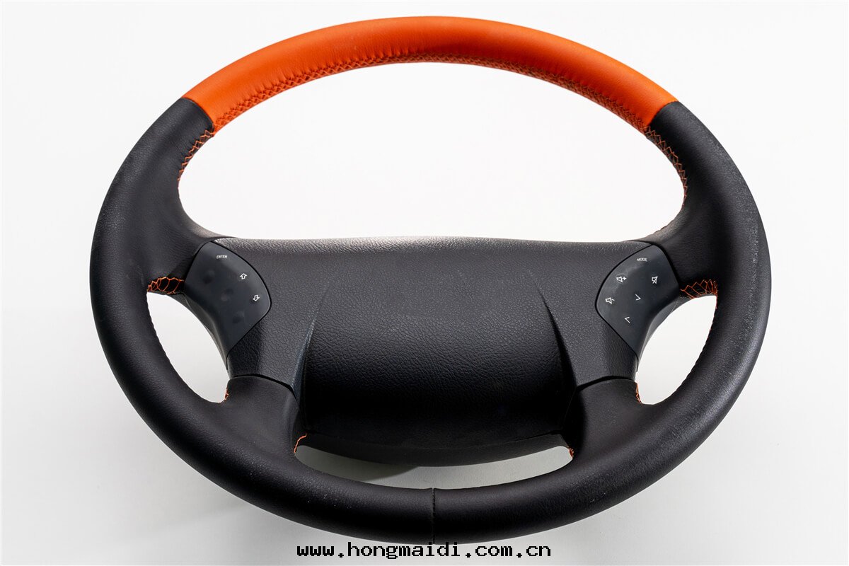 多(duō)功能(néng)組合按鍵方(fāng)向(xiàng)盤